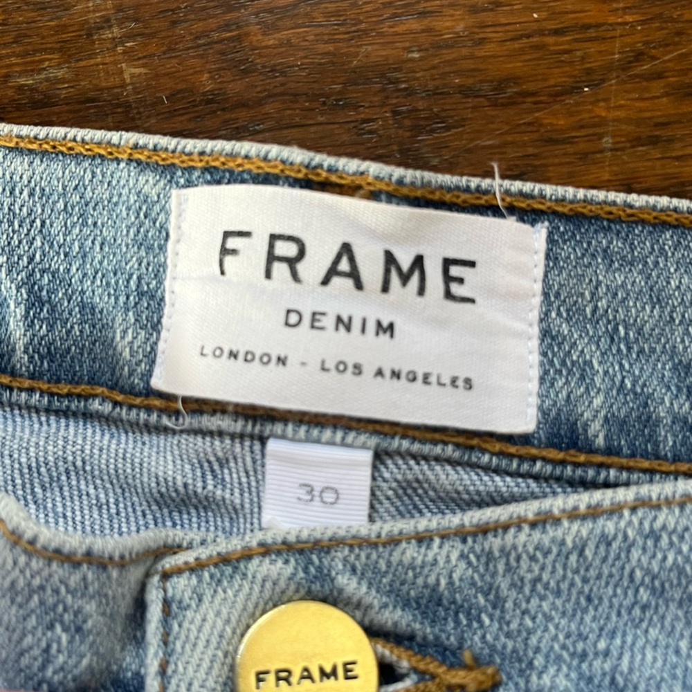 FRAME Denim Le Cutoff Distressed Jean Shorts Forton Downs Wash Light Blue 30 - Picture 7 of 10
